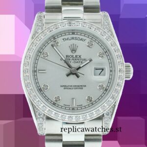 Rolex Day-date 36mm m118389-0008 Men's Silver Dial Automatic
