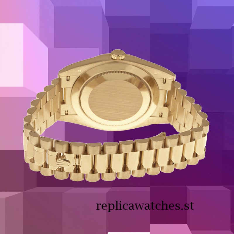 Rolex Day-Date 40mm m228238-0002 Men's Champagne Dial - Image 4