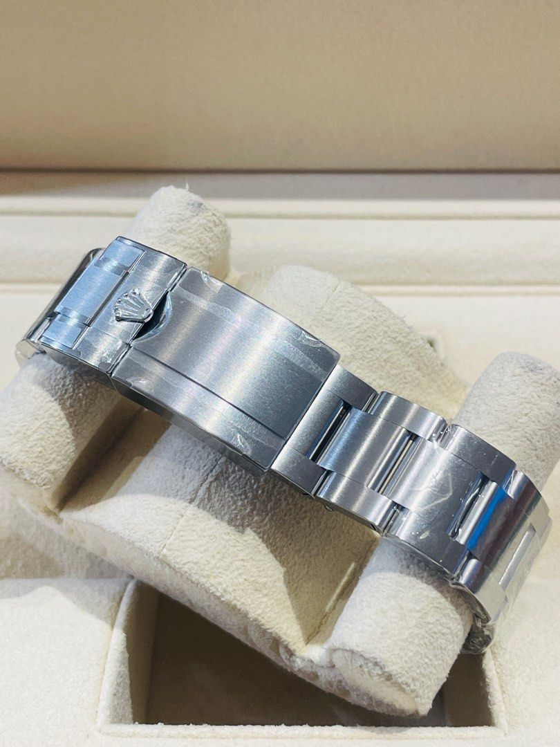 Rolex Explorer II White Polar Dial 42mm 226570 - Image 5