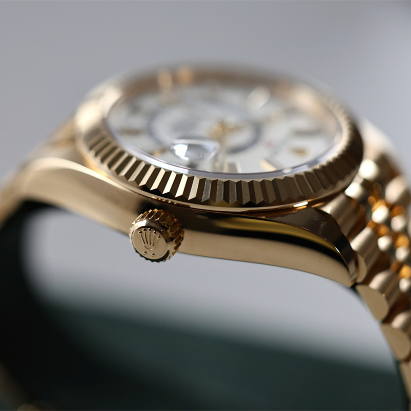 Rolex Sky-Dweller White Dial 336938 42mm - Image 3