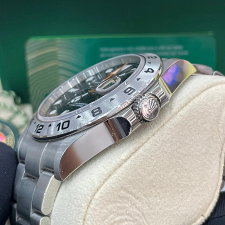 Rolex Explorer Black Dial 226570 42mm - Image 3