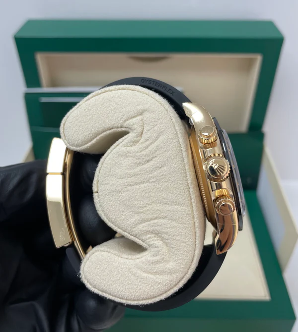 Rolex Daytona Champaign Dial 40mm 116518LN - Image 3