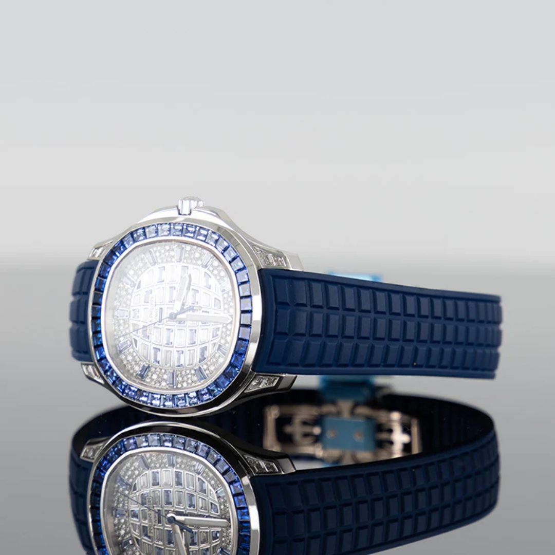 Patek Philippe Aquanaut Blue Strap 5268-461G-001 - Image 3