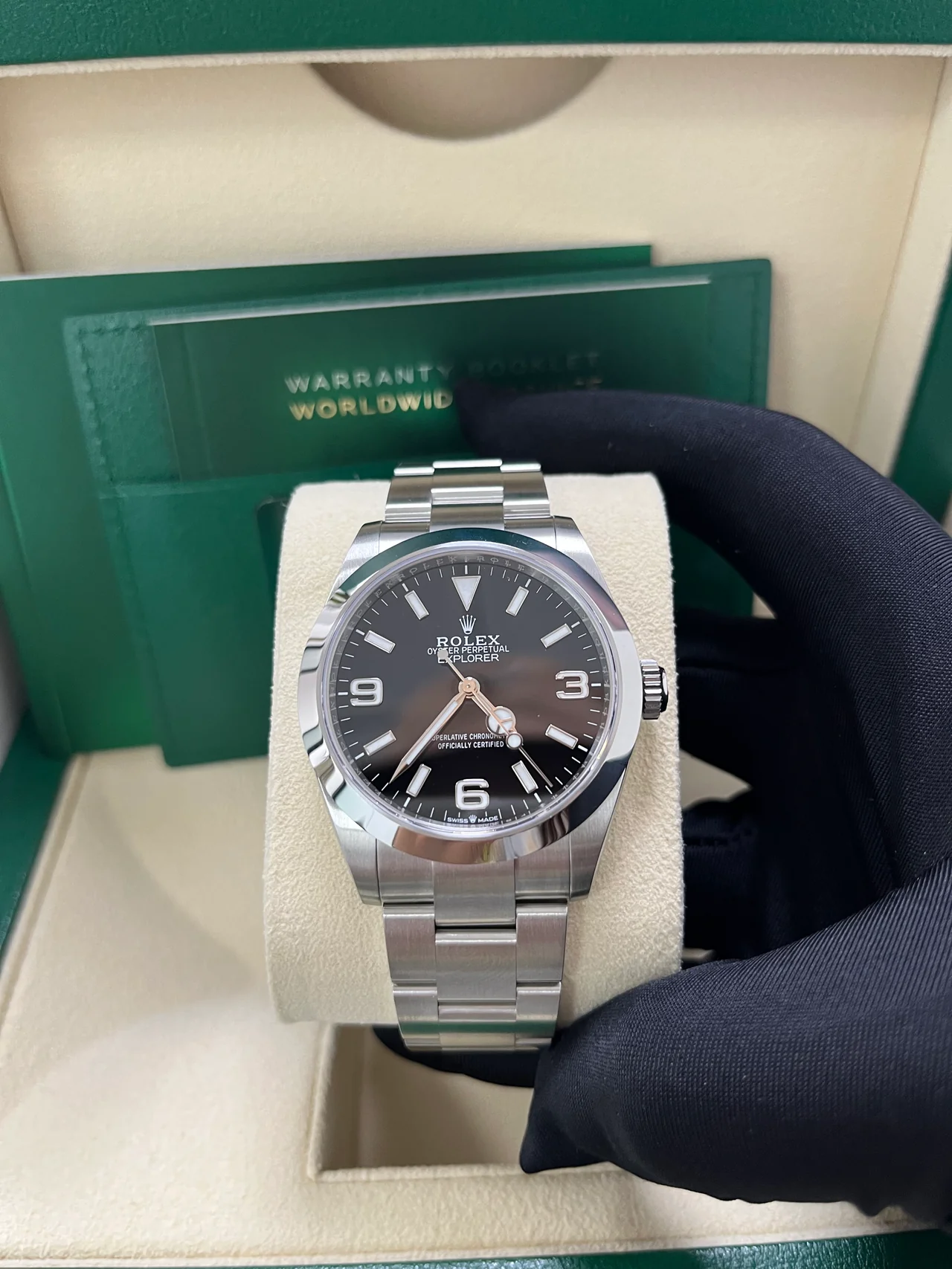 Rolex Explorer Black Dial 224270 40mm - Image 3