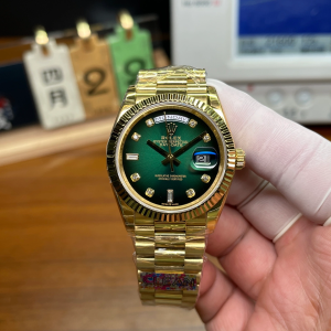 CF 1:1 Replica Rolex Day Date 128238 0069 Green Ombre Diamond Dial